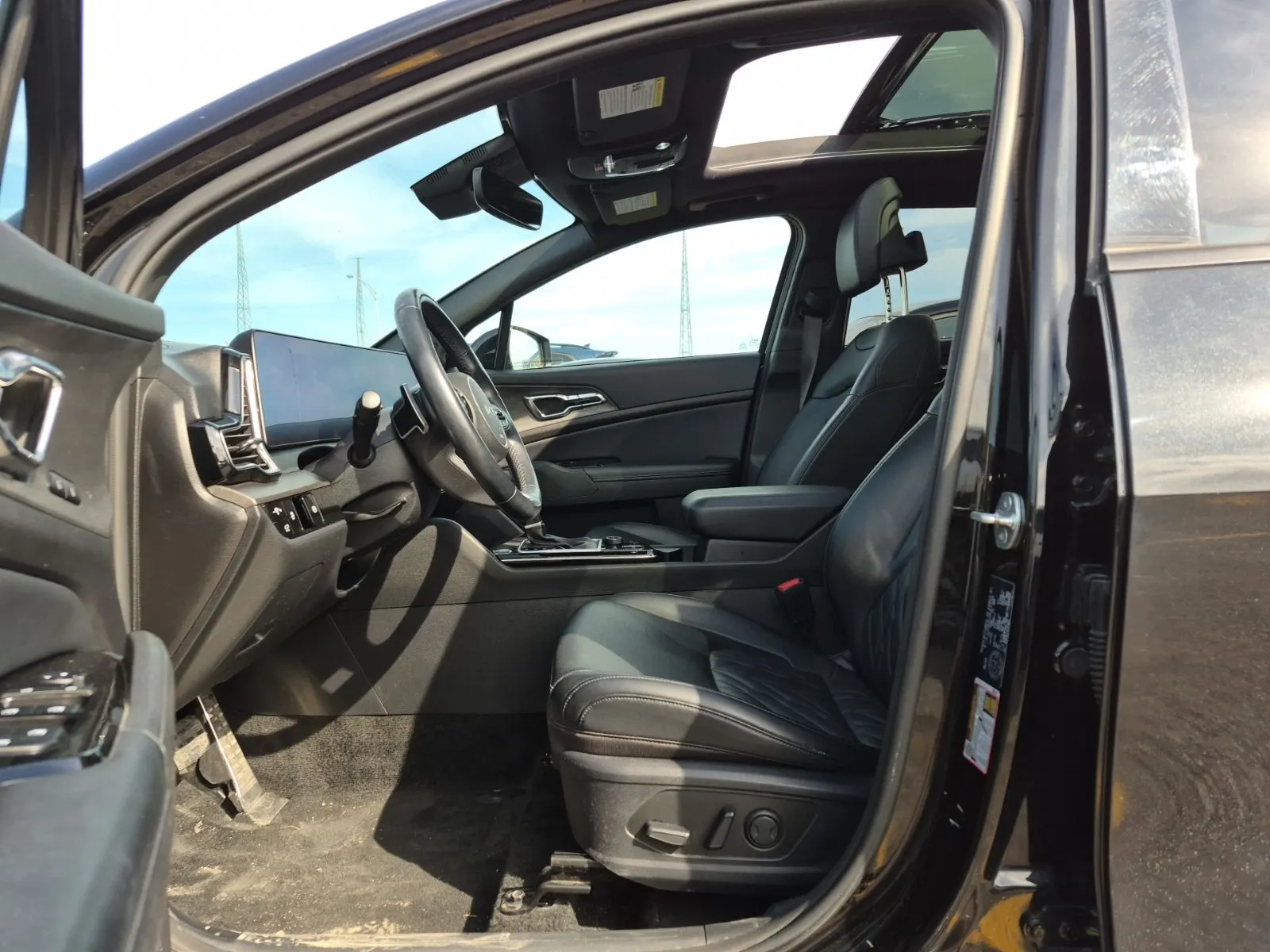 Front Interior Photo