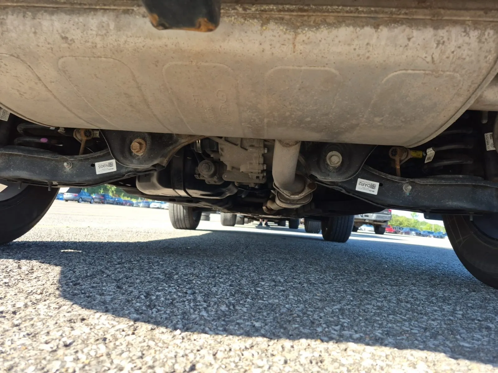 Undercarriage - Rear Photo