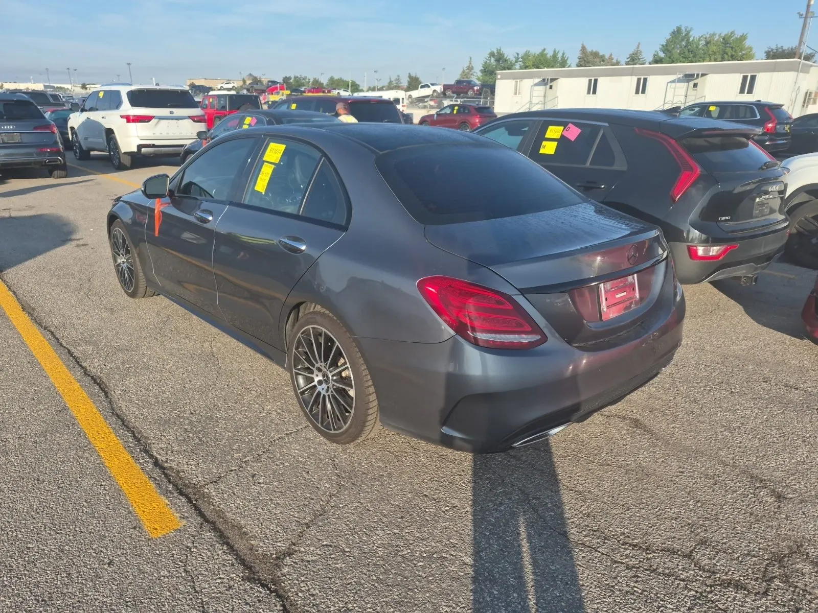 Driver Rear 3/4 Photo