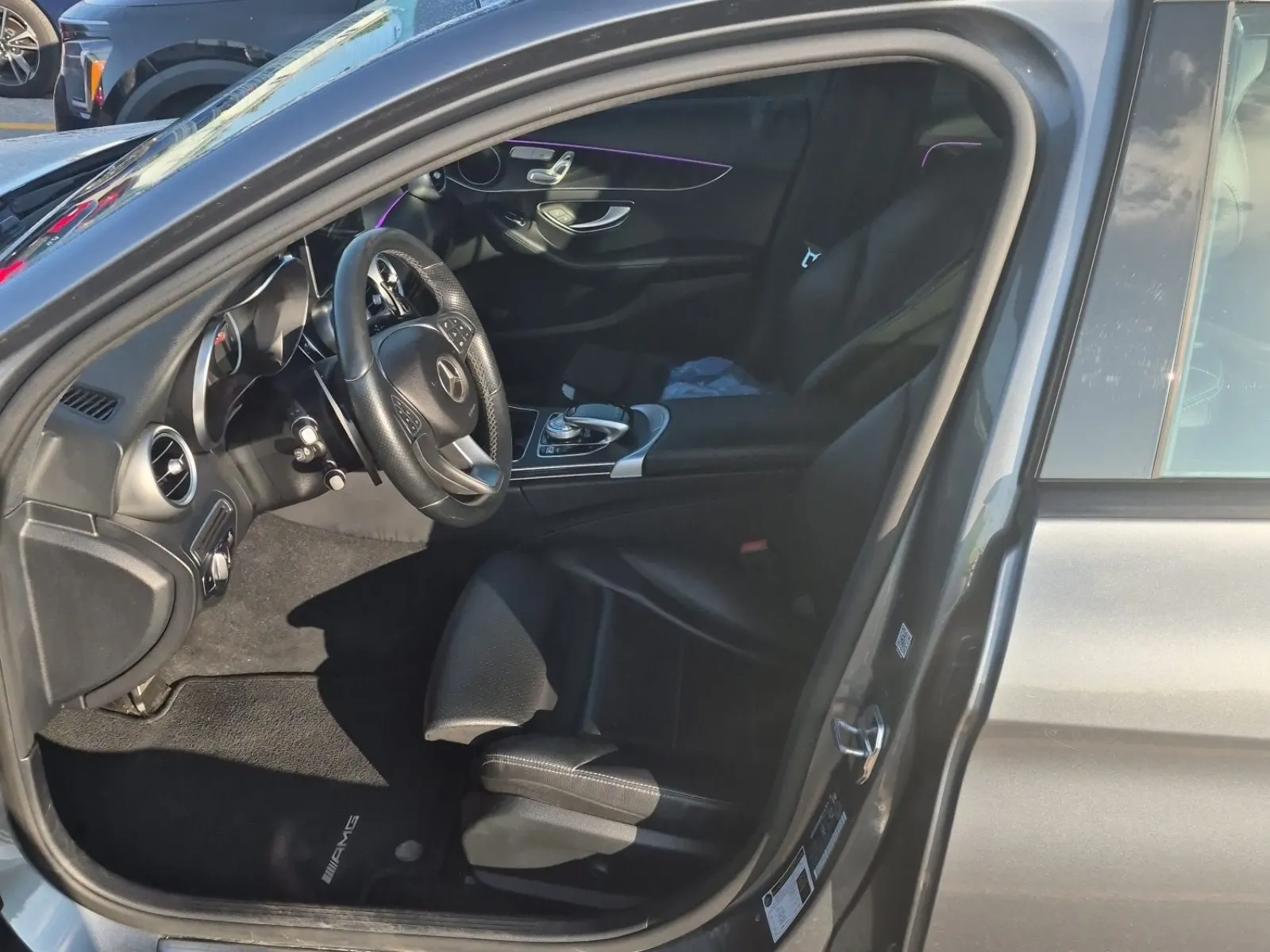 Front Interior Photo
