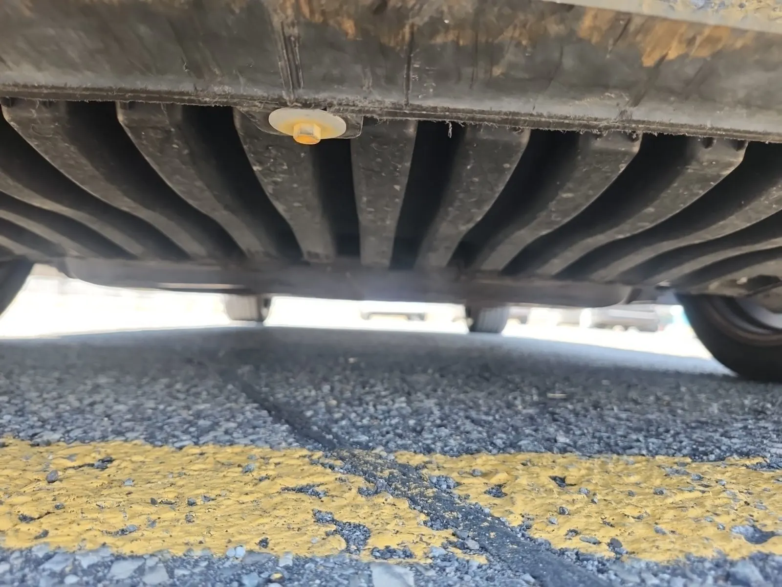 Undercarriage - Front Photo