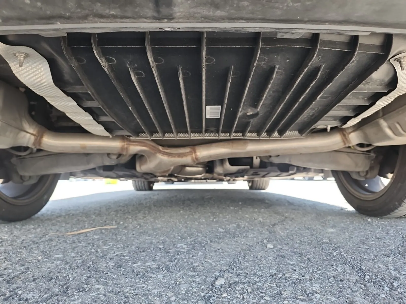 Undercarriage - Rear Photo