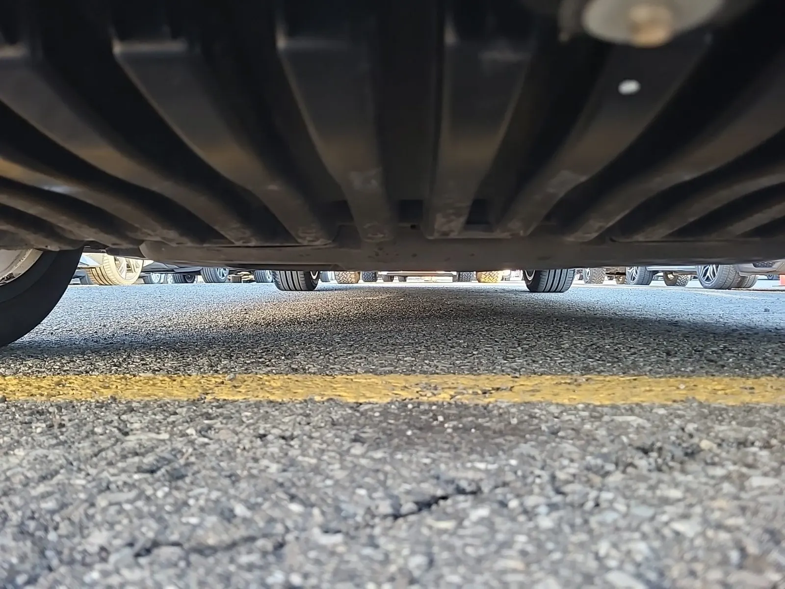 Undercarriage - Front Photo