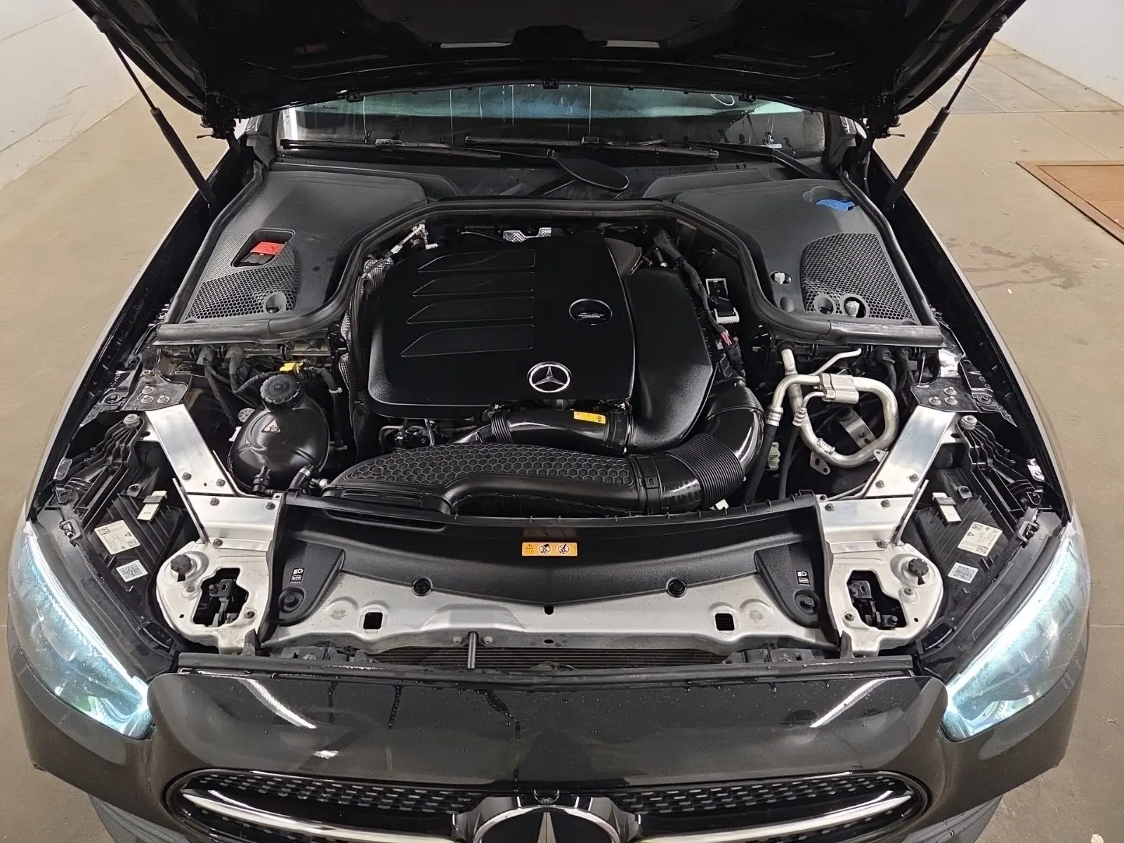 Engine Photo