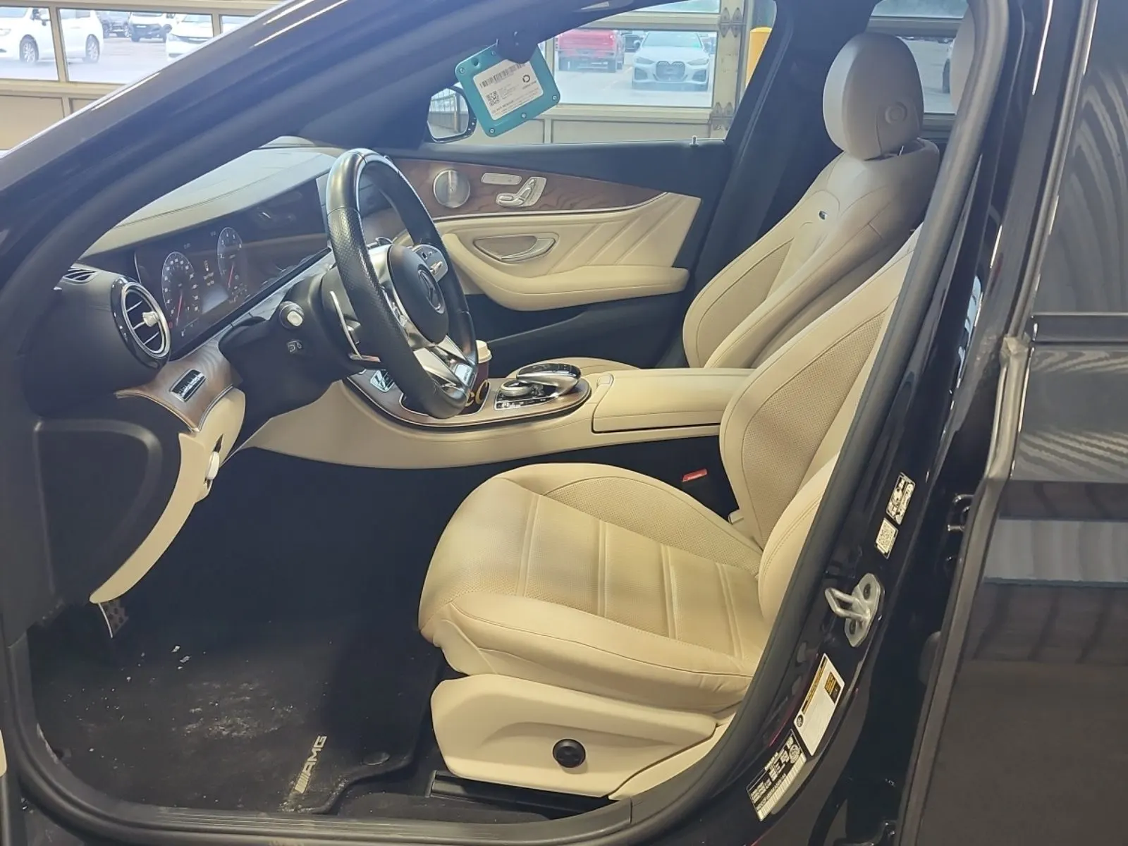 Front Interior Photo