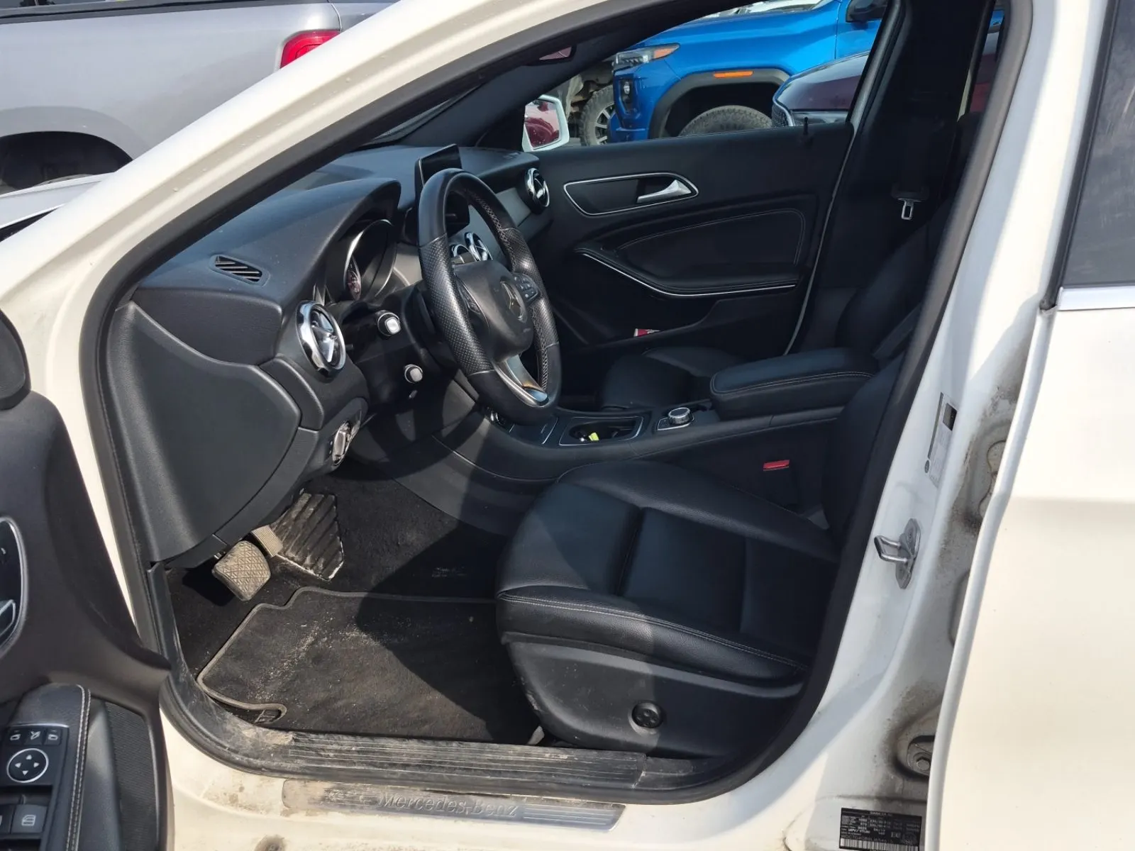 Front Interior Photo