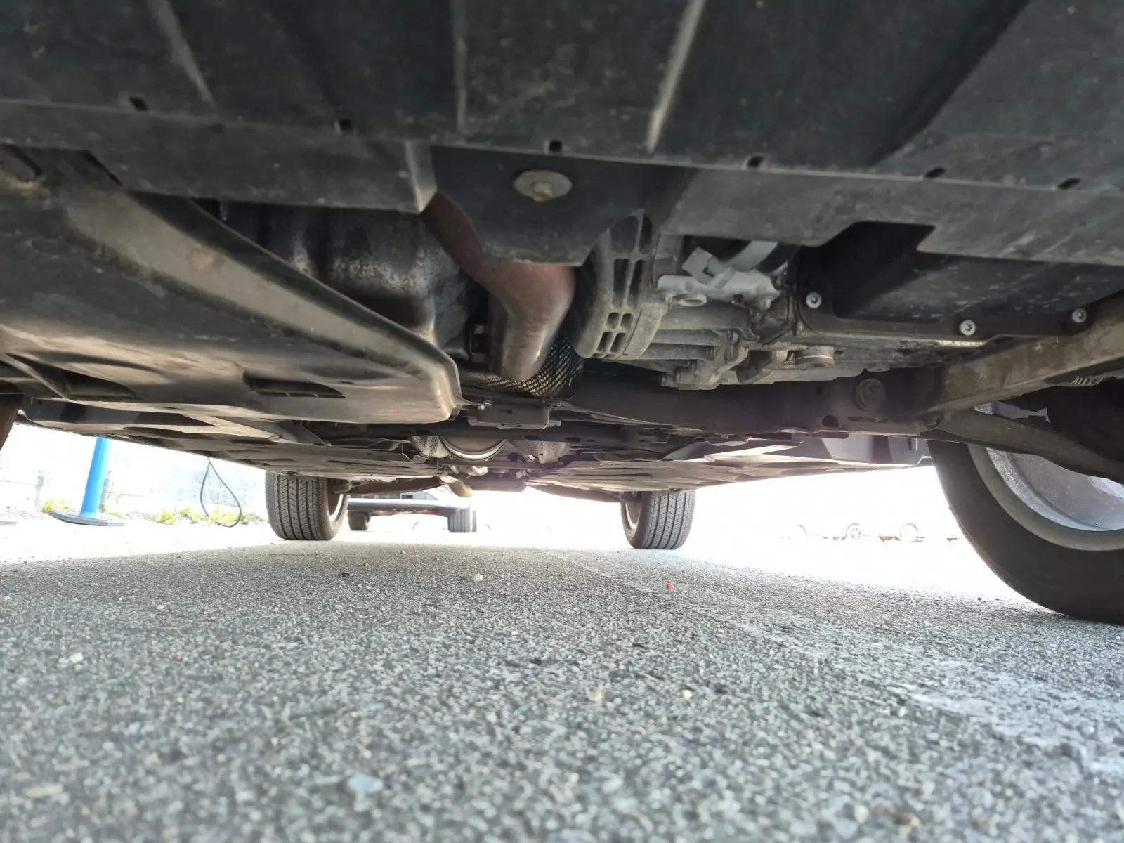 Undercarriage - Front Photo