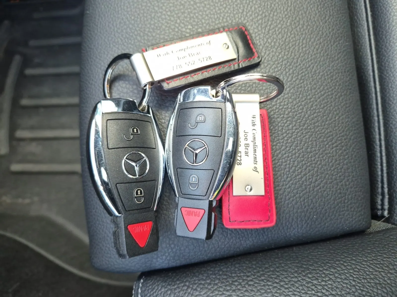 Keys/Fobs/Manual Photo