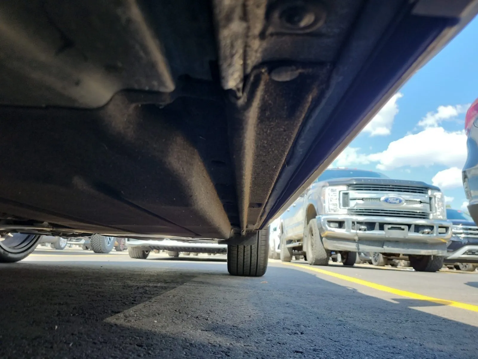 Undercarriage - Driver Photo