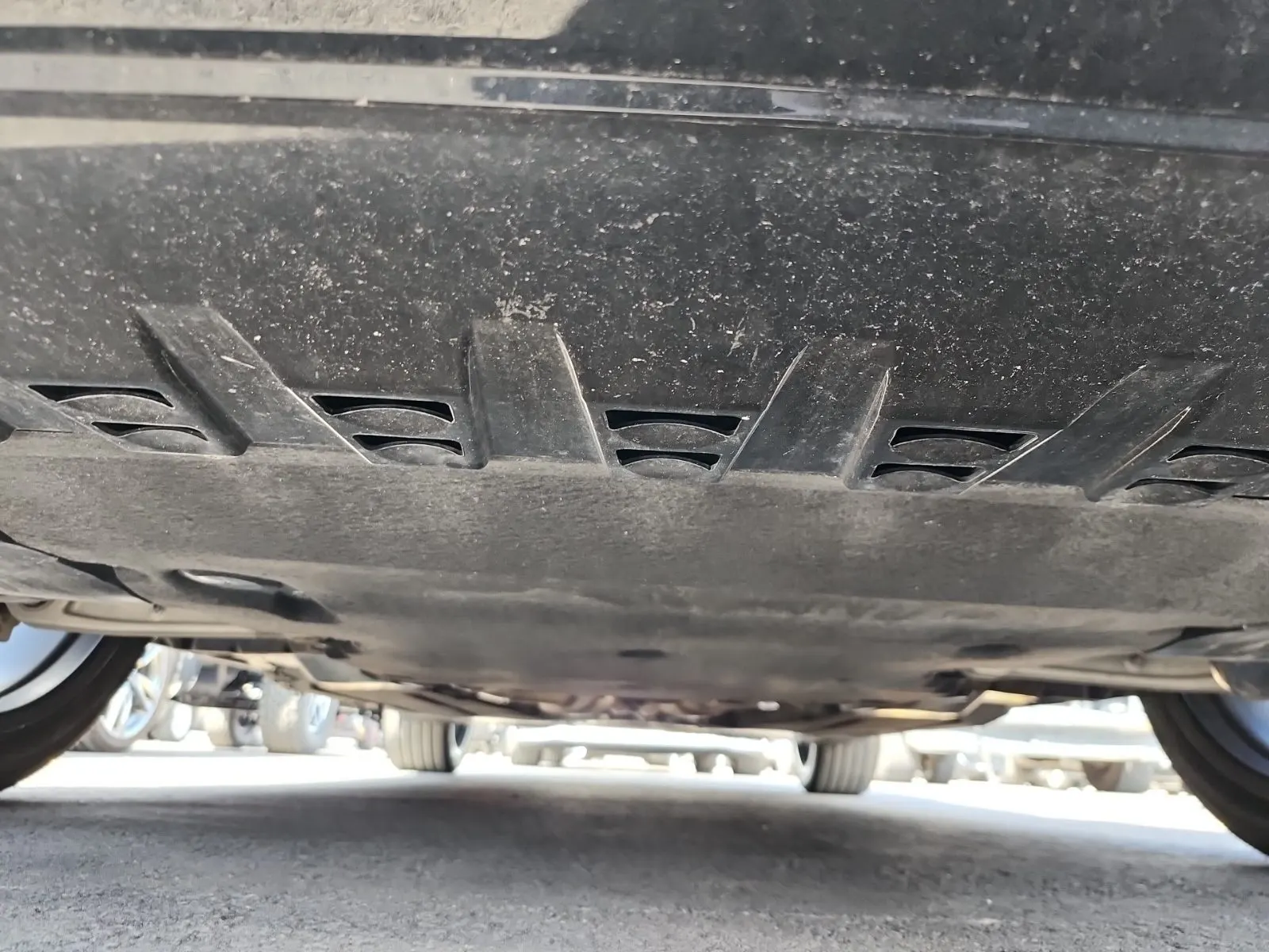 Undercarriage - Front Photo