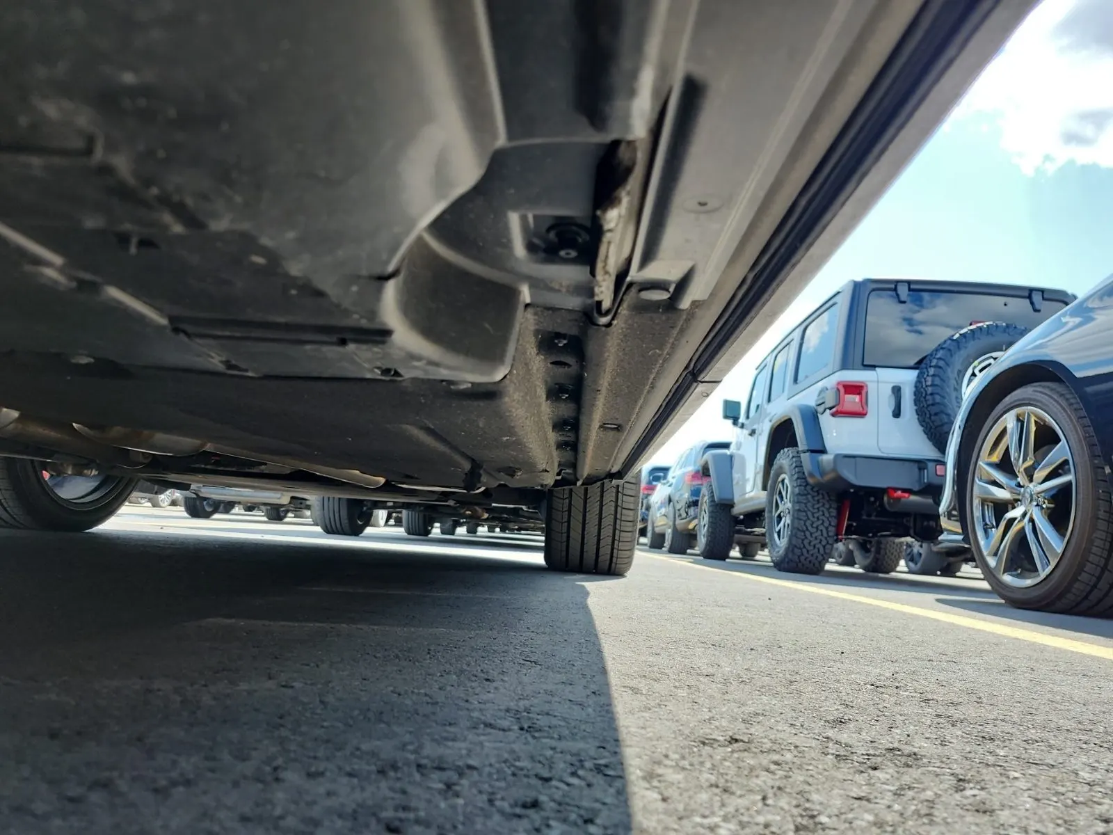 Undercarriage - Passenger Photo