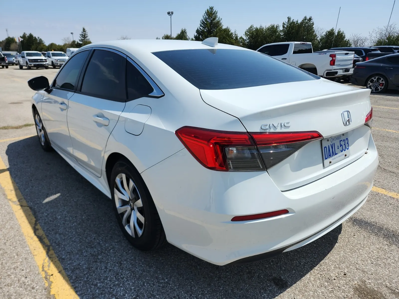 Driver Rear 3/4 Photo