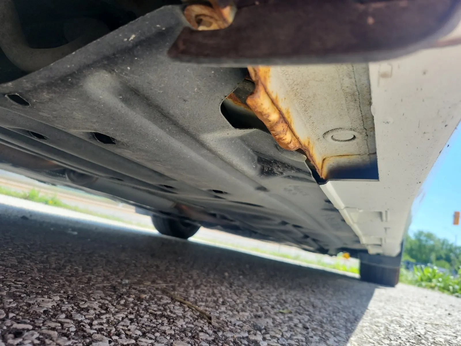 Undercarriage - Passenger Photo