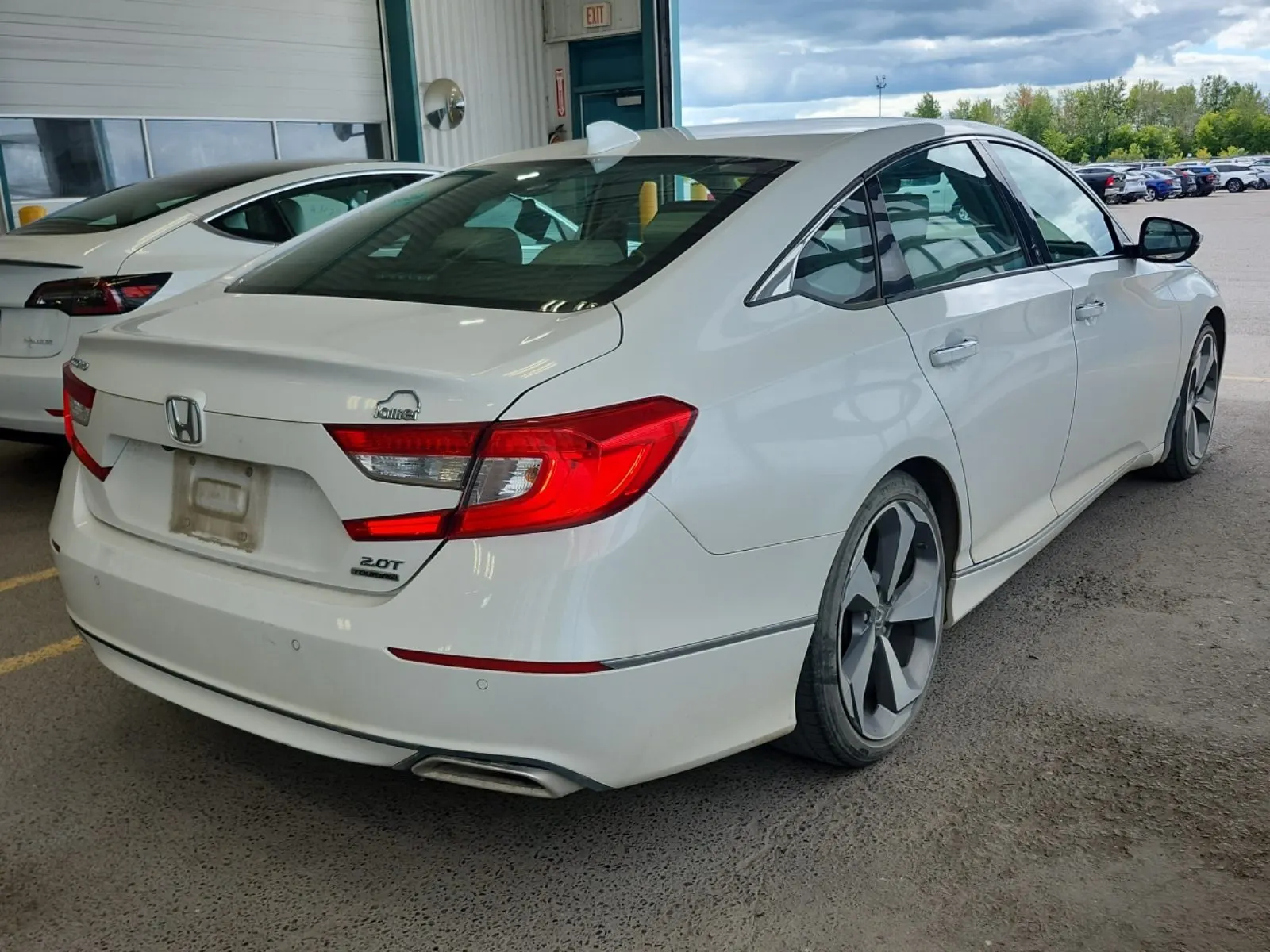 Passenger Rear 3/4 Photo