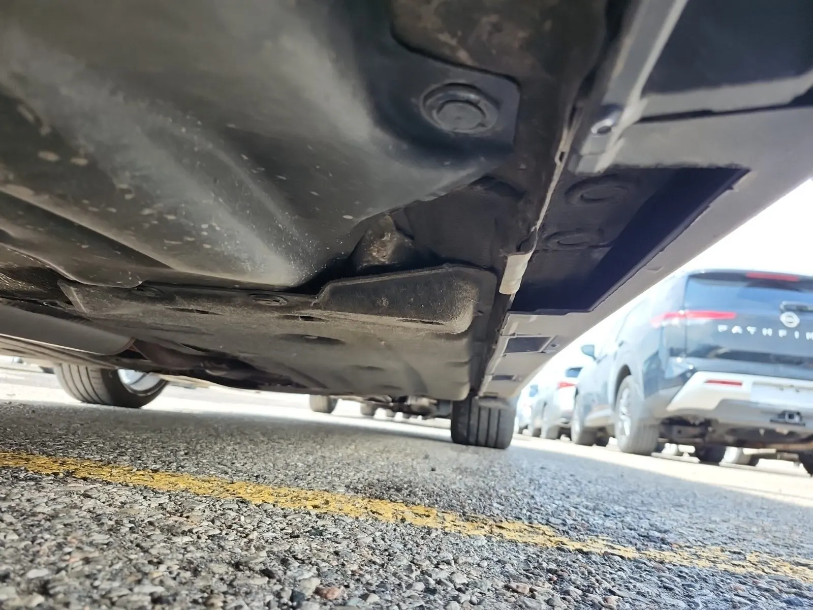 Undercarriage - Passenger Photo