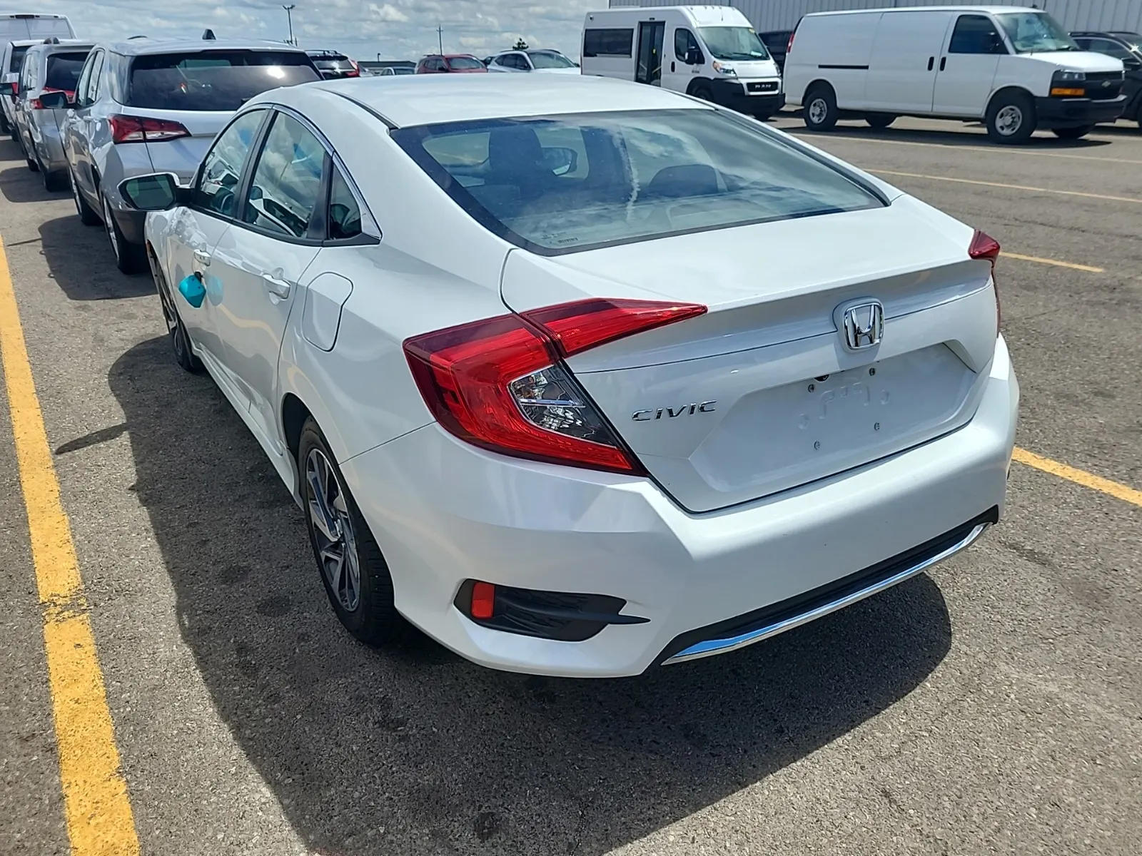 Driver Rear 3/4 Photo